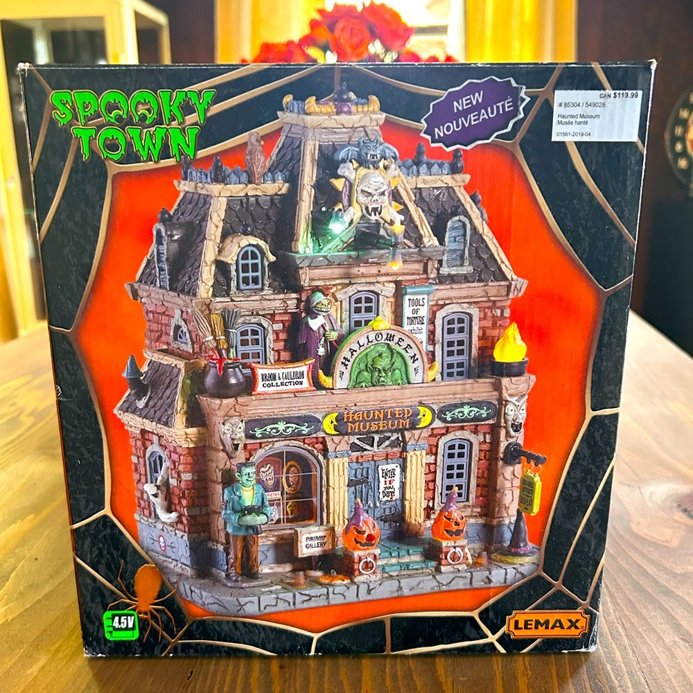Lemax Spooky Town - Haunted Mansion
